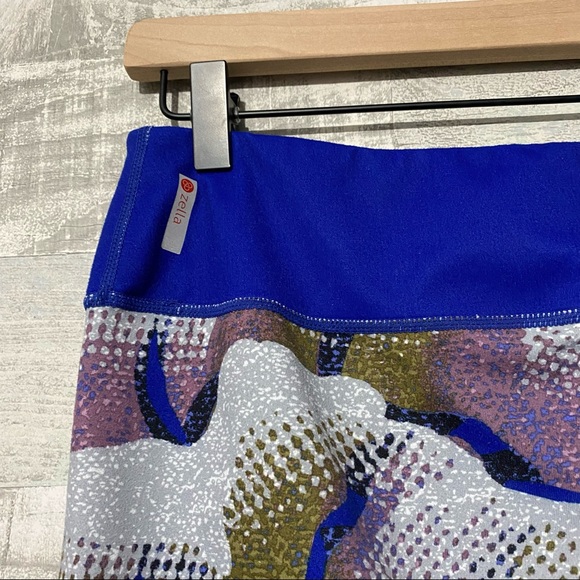 Zella blue floral LIVE IN Leggings pants medium - Picture 3 of 8